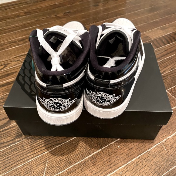 NEW Air Jordan 1 Low SE Concord (Patent Panda) - Size 10.5 US - Picture 7 of 15